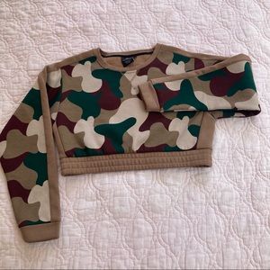 Balance Athletica Women’s camo crop sweatshirt Sz M